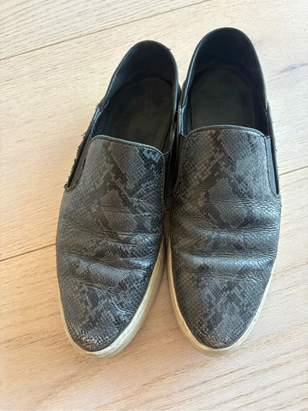 Vince “Garvey” Black Snakeskin-embossed Leather Women’s Size 8 Slip-on Sneakers